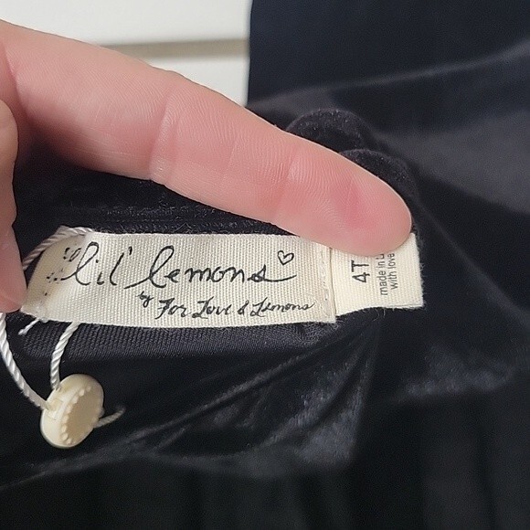 Lil Lemons NWT  Girls black velvet and lace long sleeve dress Size 4T - Picture 5 of 9